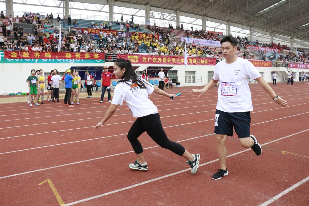 接力!团结的力量!
